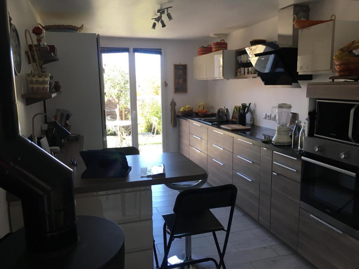 Chambre Privee Proche Disney Disponible De 19H A 10H Montévrain Buitenkant foto